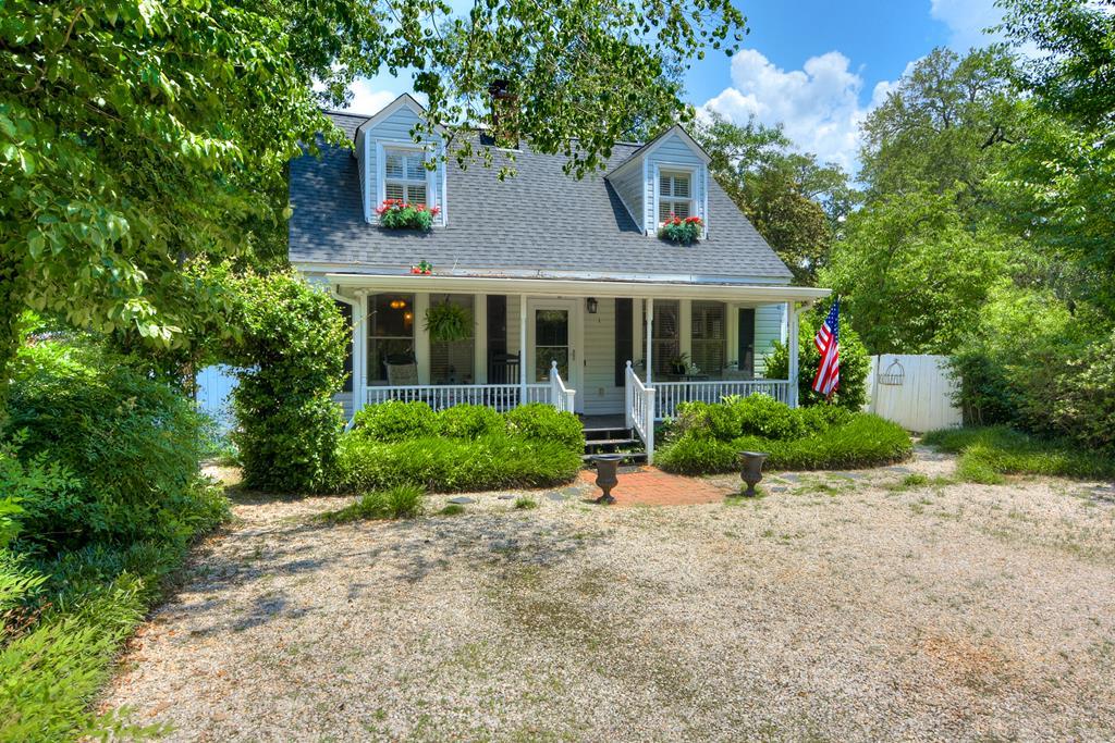 348 Marion St - Photo 1