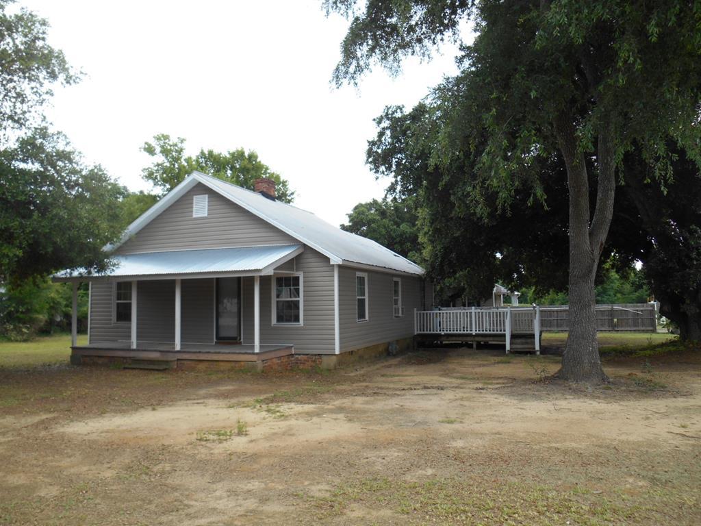 210 Apple Street - Photo 1