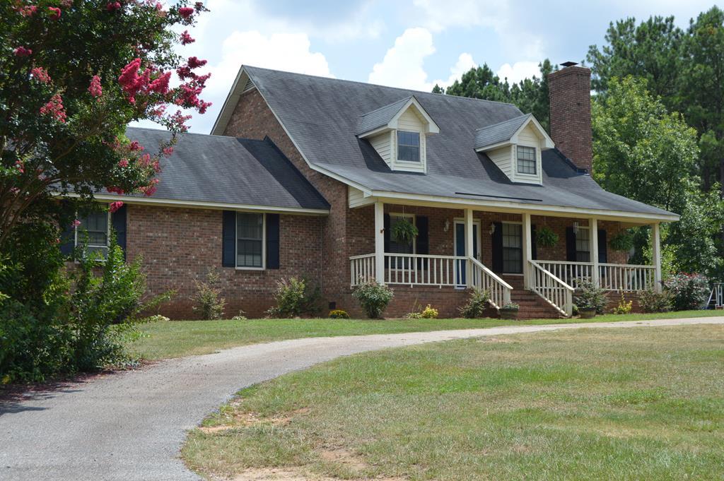726 Columbia Road - Photo 1