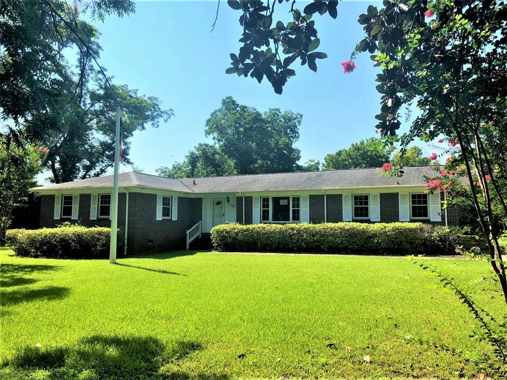 132 Town Hall Ave - Photo 1