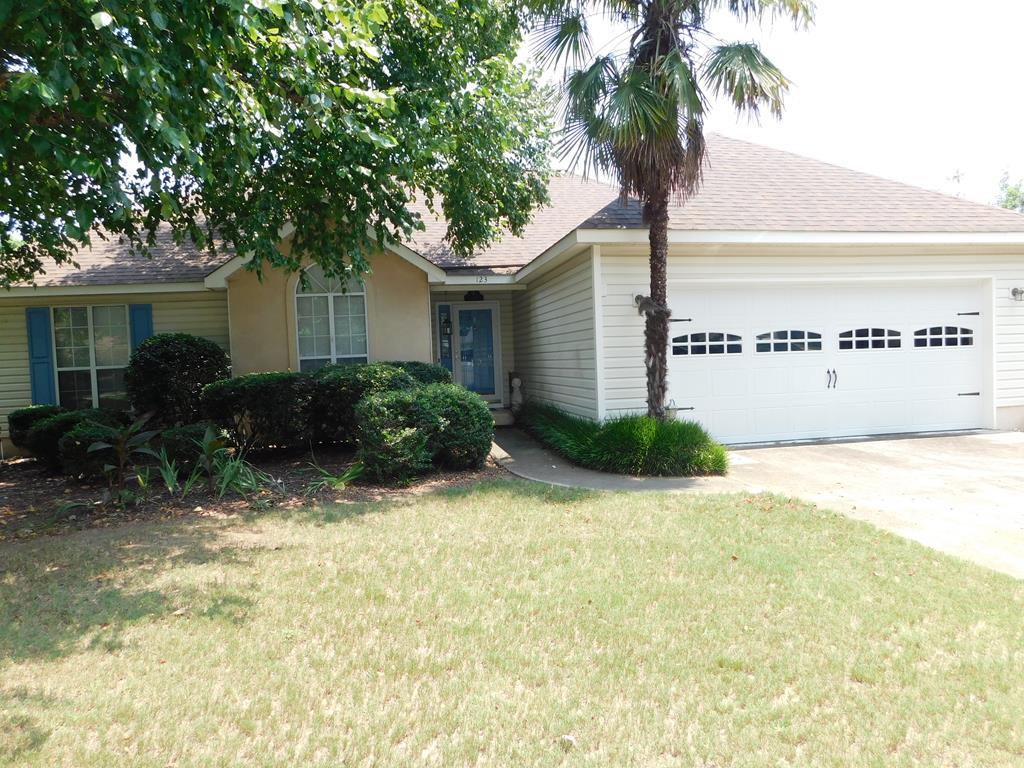 123 Harrow Circle - Photo 1