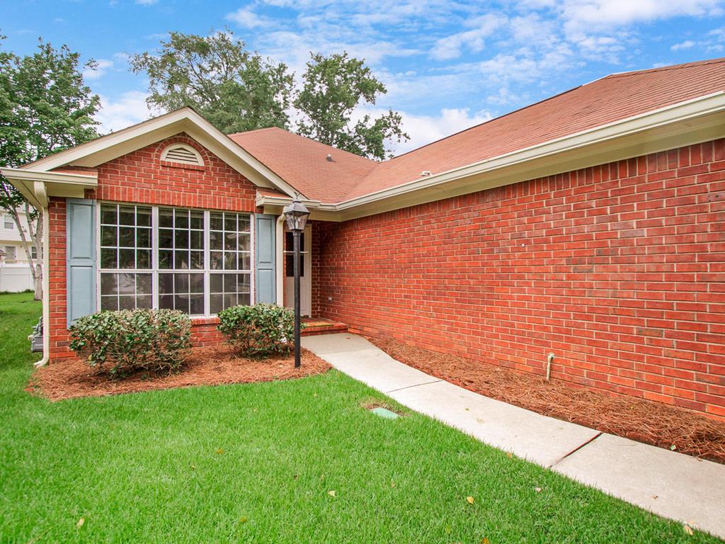 2910 Pointewest - Photo 1