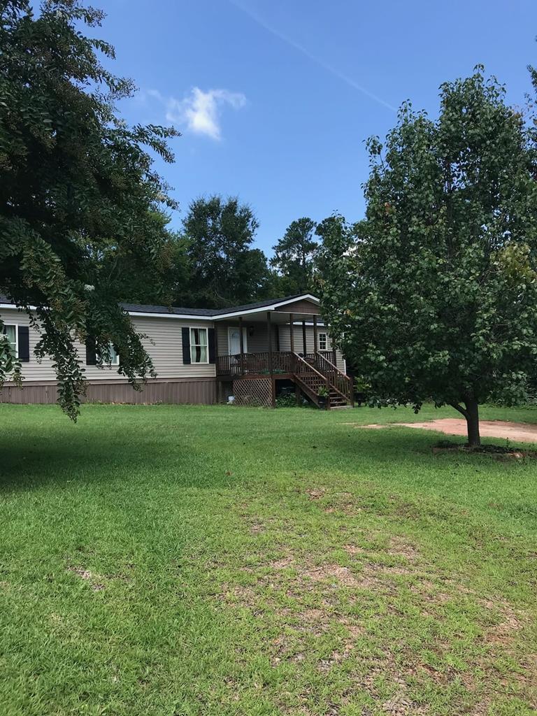 145 Wesley Dr - Photo 1