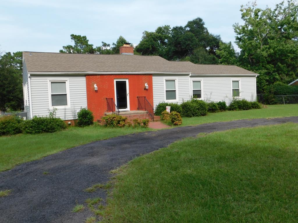 10 Clemson Dr - Photo 1