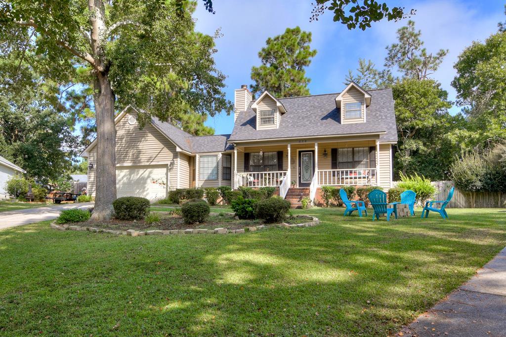 654 Greenwich Dr - Photo 1
