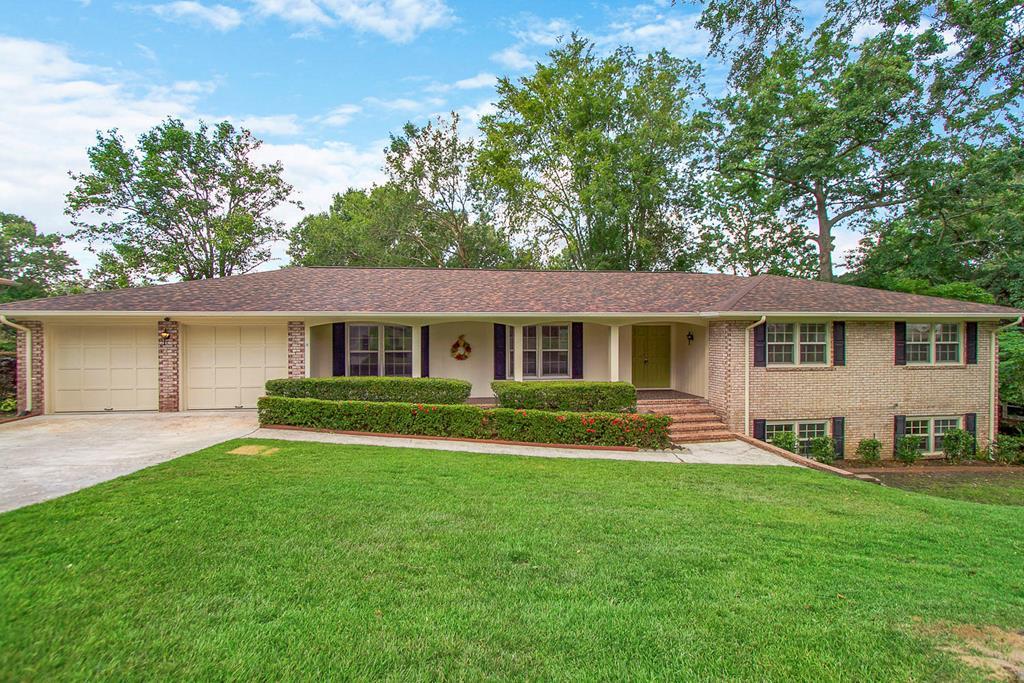 808 Greenwood Drive - Photo 1