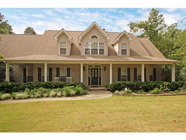 1002 Eastwood - Photo 1