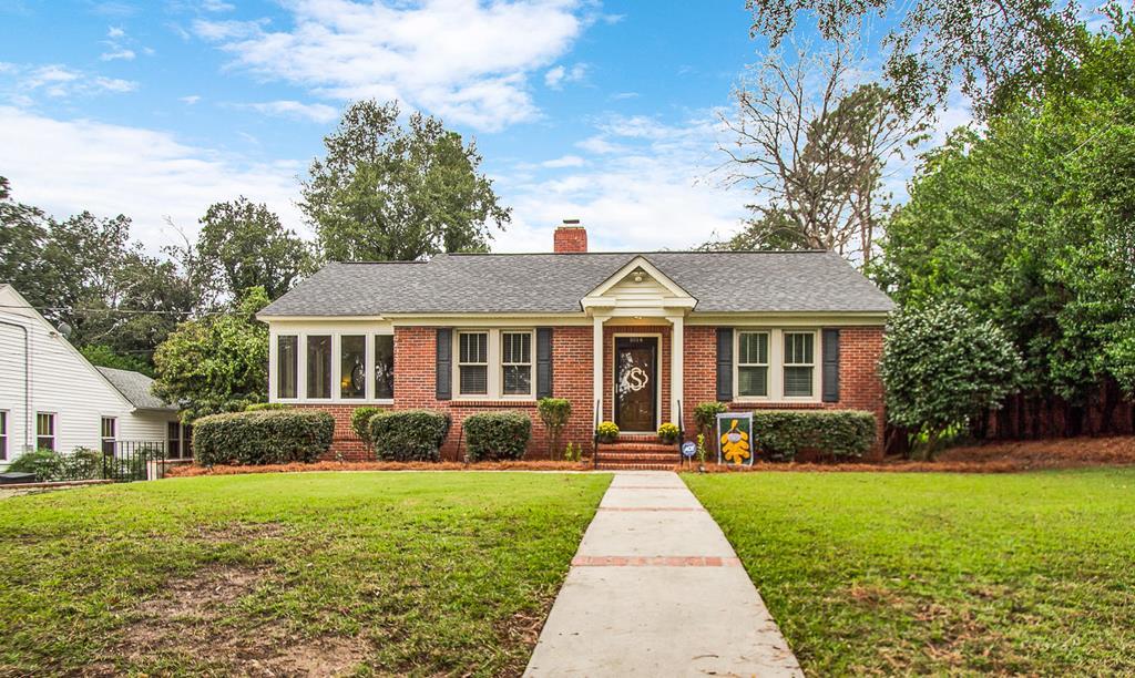 1014 Marshall Avenue - Photo 1