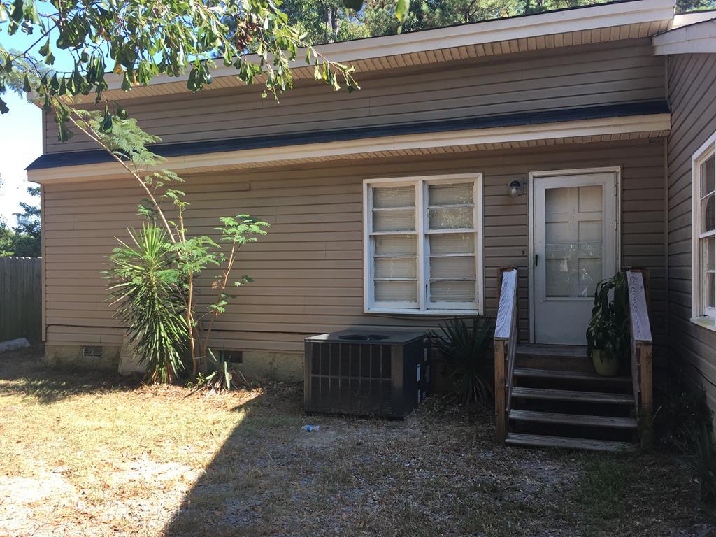 2011 Hamilton Drive - Photo 1