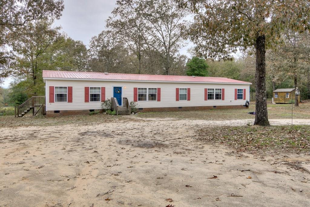 1976 Keys Pond Rd - Photo 1