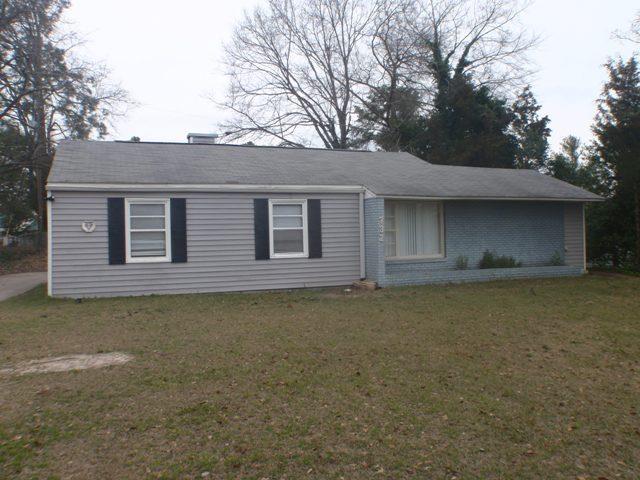 732 Morton Avenue Ne - Photo 1 732 Morton Avenue Ne - Photo 1