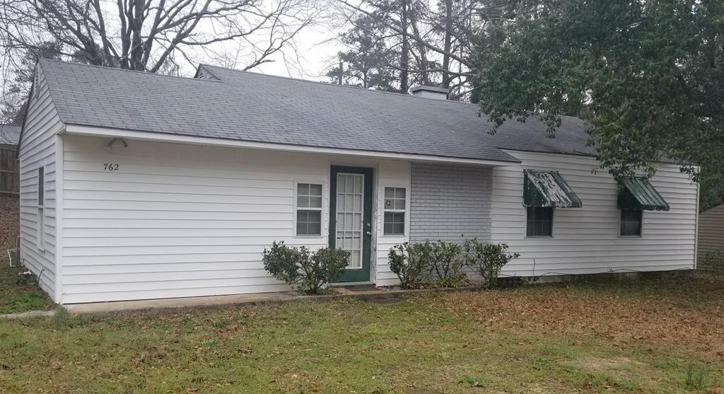 762 Vincent Avenue - Photo 1