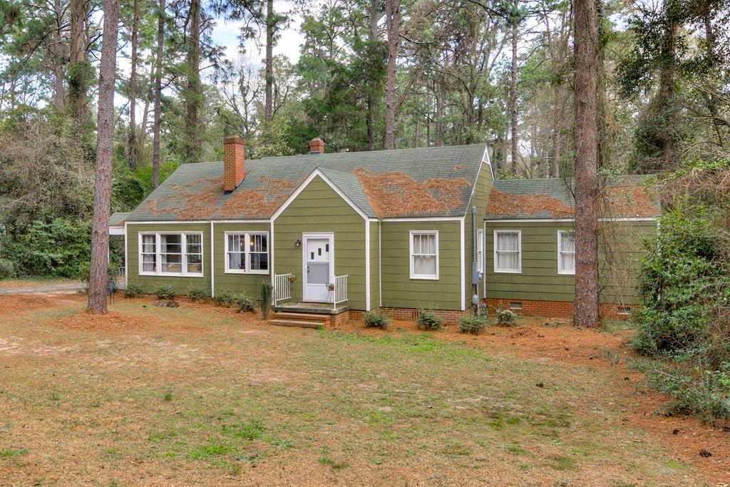 732 Rollingwood Road W - Photo 1