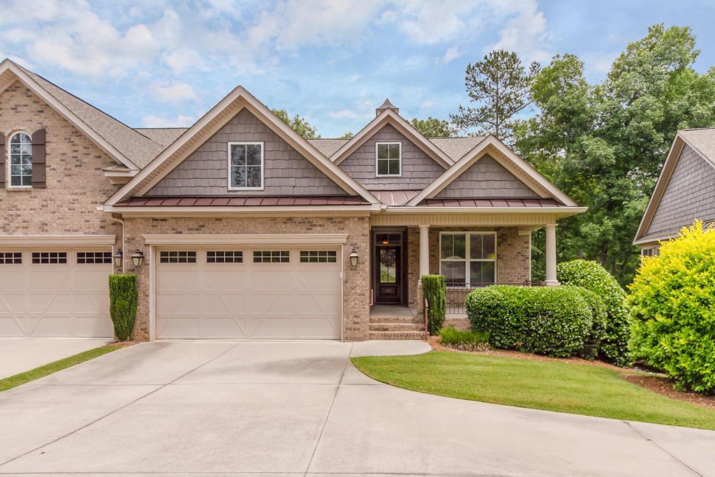 202 Bellewood Drive - Photo 1