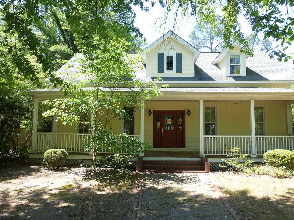 329 Charleston Street Se - Photo 1