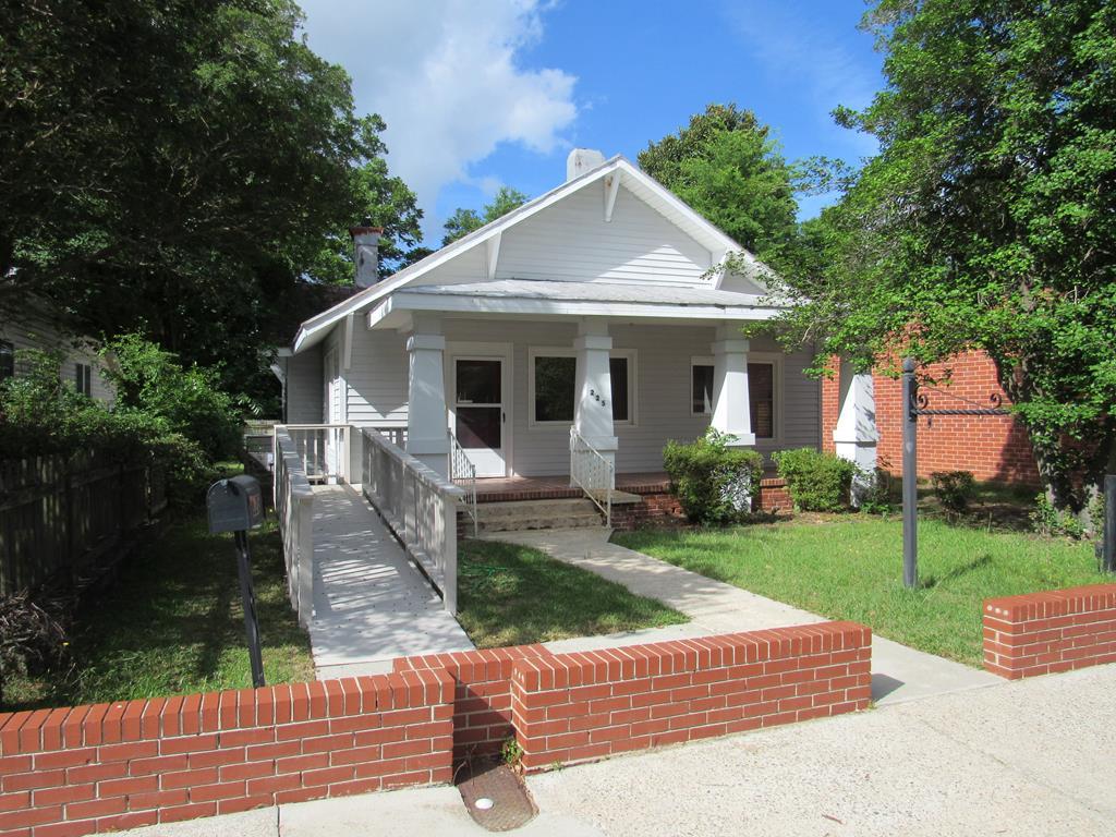 225 Barnwell Avenue Nw - Photo 1 225 Barnwell Avenue Nw - Photo 1