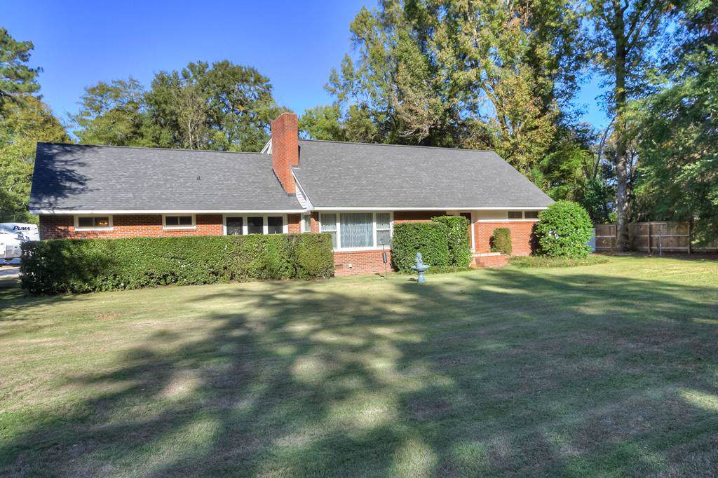 408 Grace Avenue - Photo 1