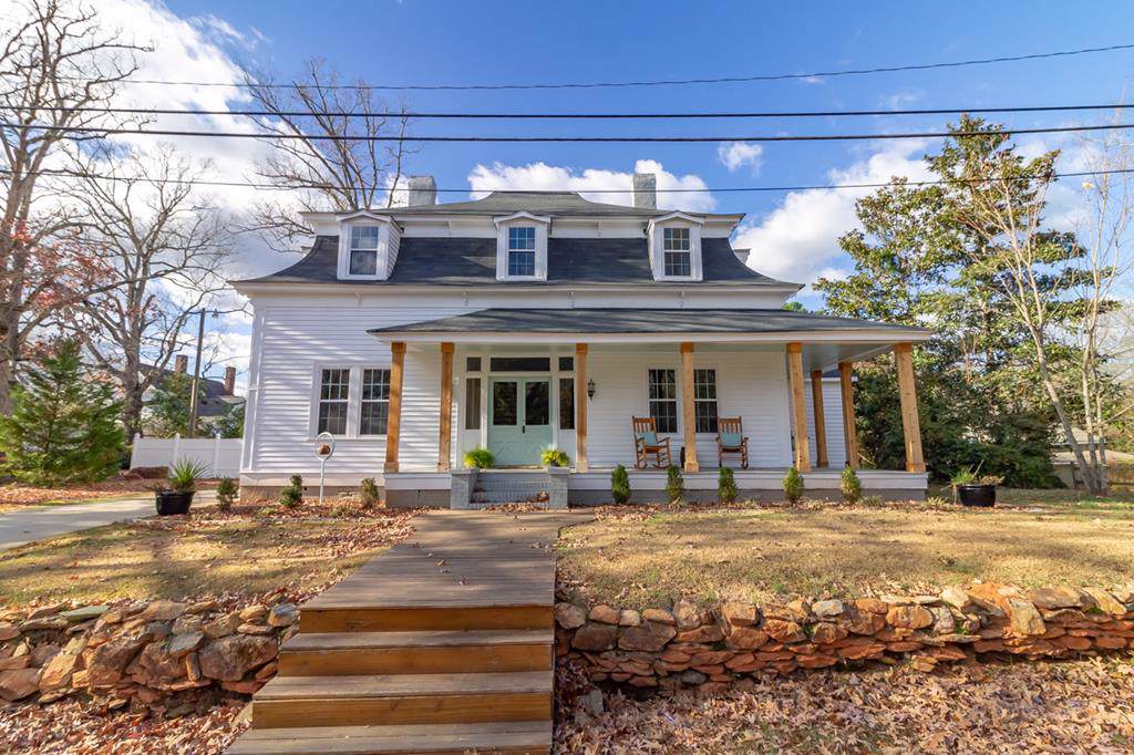 506 East Augusta Street - Photo 1
