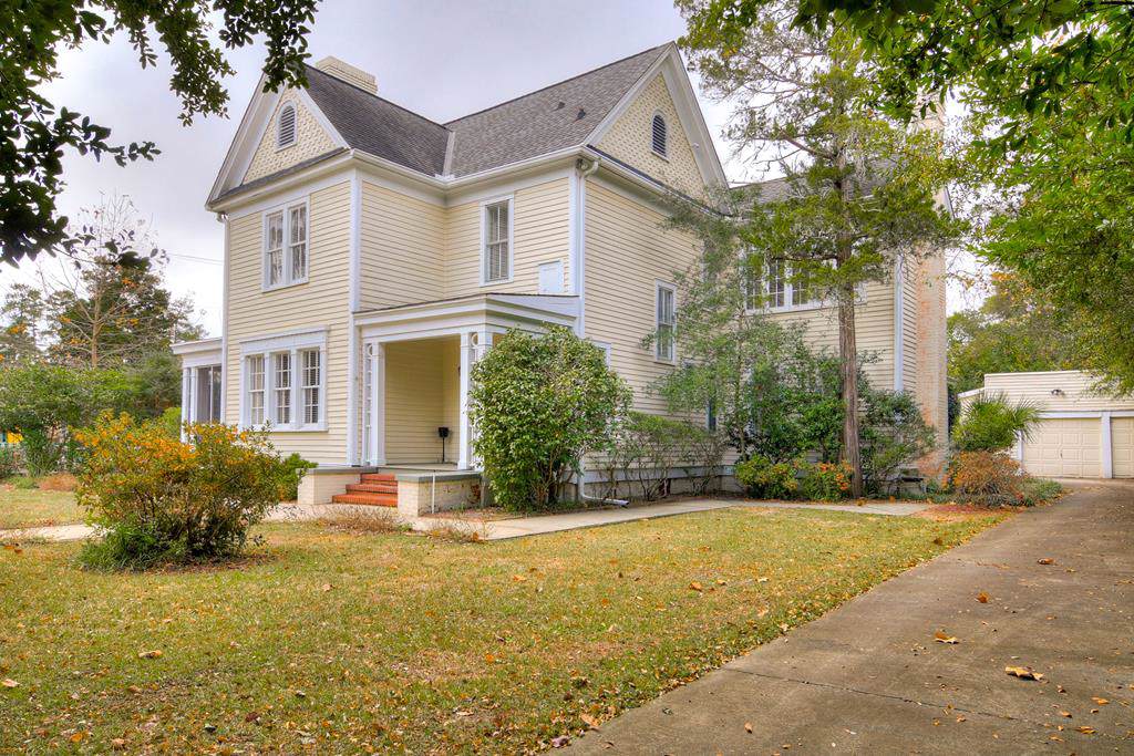 237 Newberry Street Nw - Photo 1