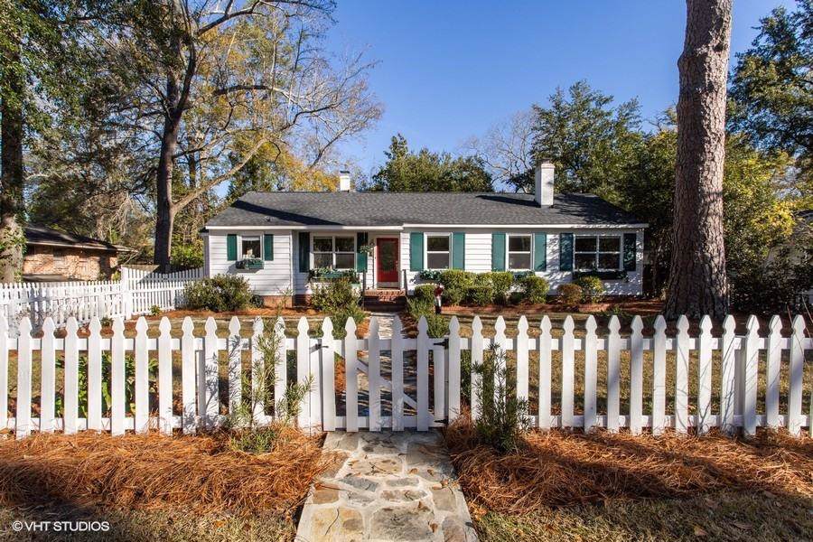 422 Windsor Place Se - Photo 1