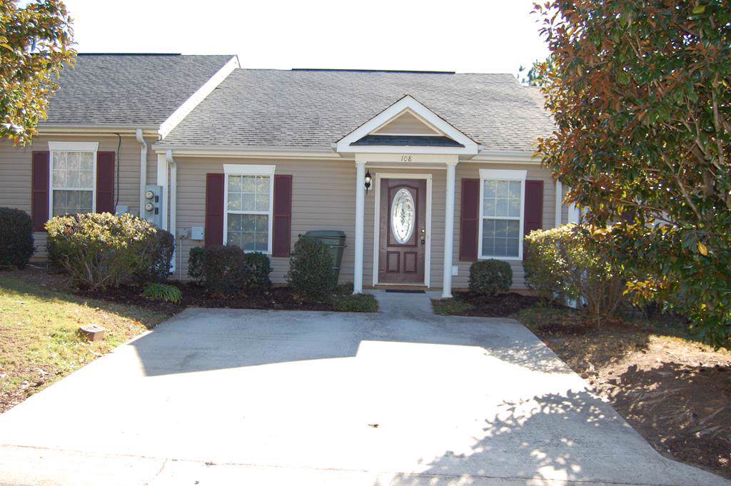 108 Stonington Lane - Photo 1