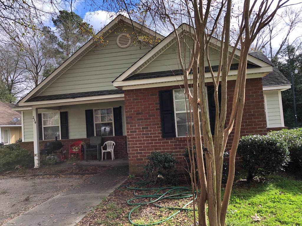234 Charleston Street Se - Photo 1