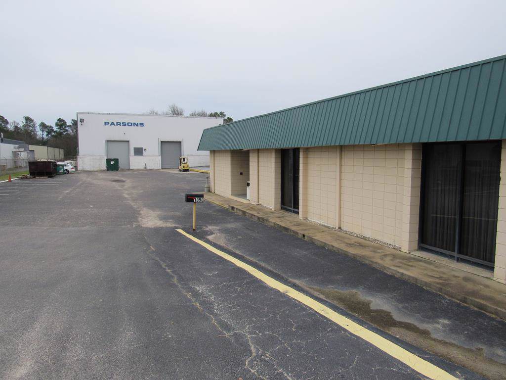 1090 Pine Log Road E - Photo 1
