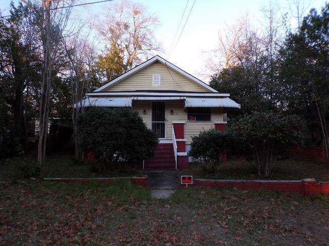518 Hampton Avenue Nw - Photo 1