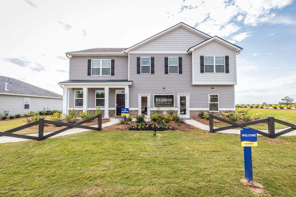 3246 White Gate Loop - Photo 1