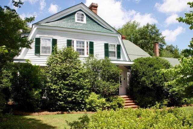 114 Colleton Avenue Se - Photo 1