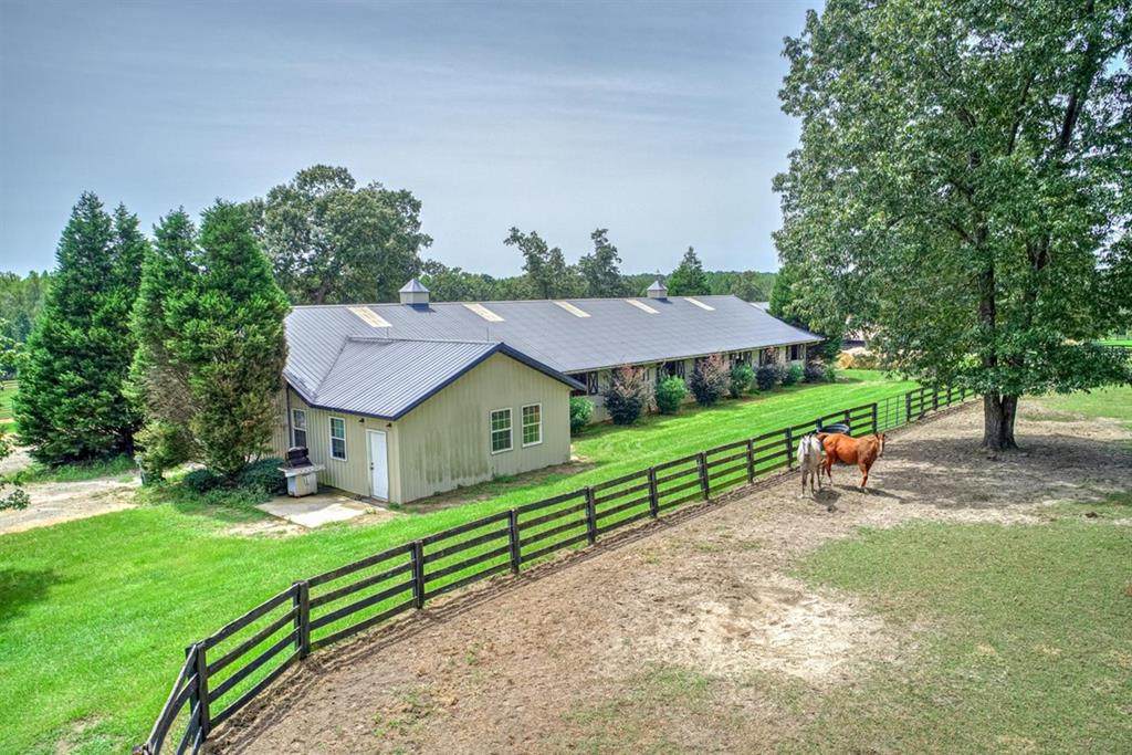 494 Paloma Lane - Photo 1