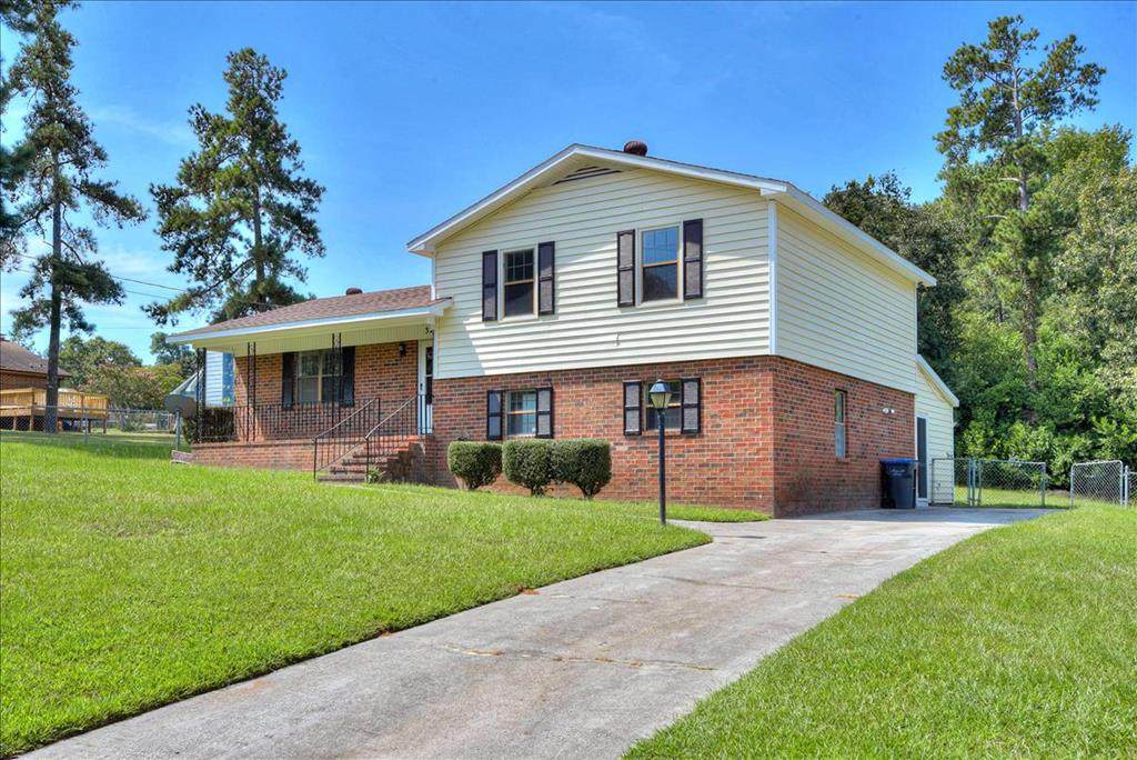 3203 Bel Ridge Road - Photo 1