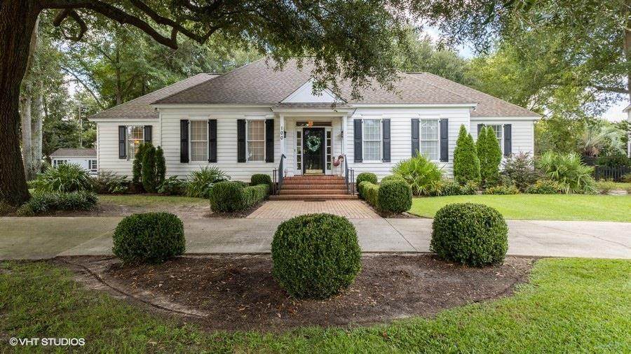 100 Gatewood Drive - Photo 1