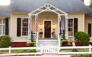241 Laurens Street - Photo 1