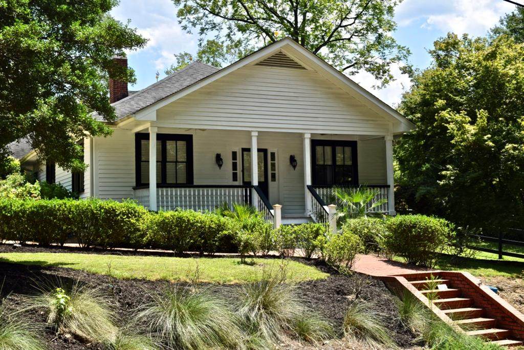 574 Newberry Street Sw - Photo 1