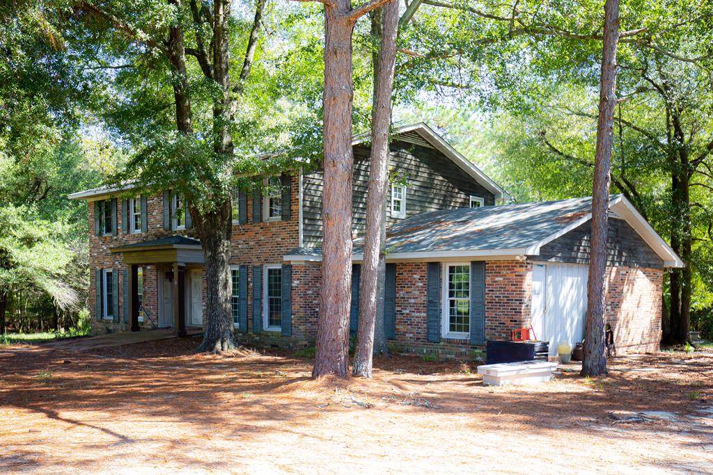 220 Barway Drive - Photo 1