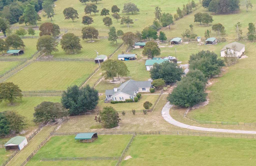 4492 Charleston Hwy - Photo 1