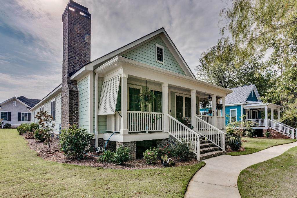 108 Tremont Drive - Photo 1