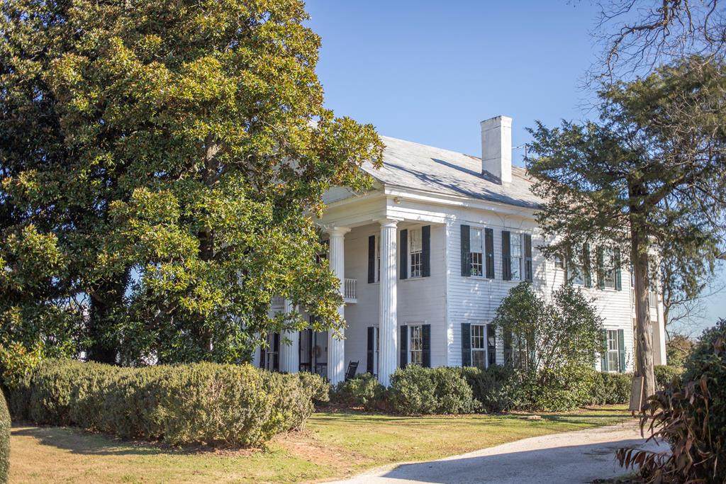 5995 Edgefield Road - Photo 1