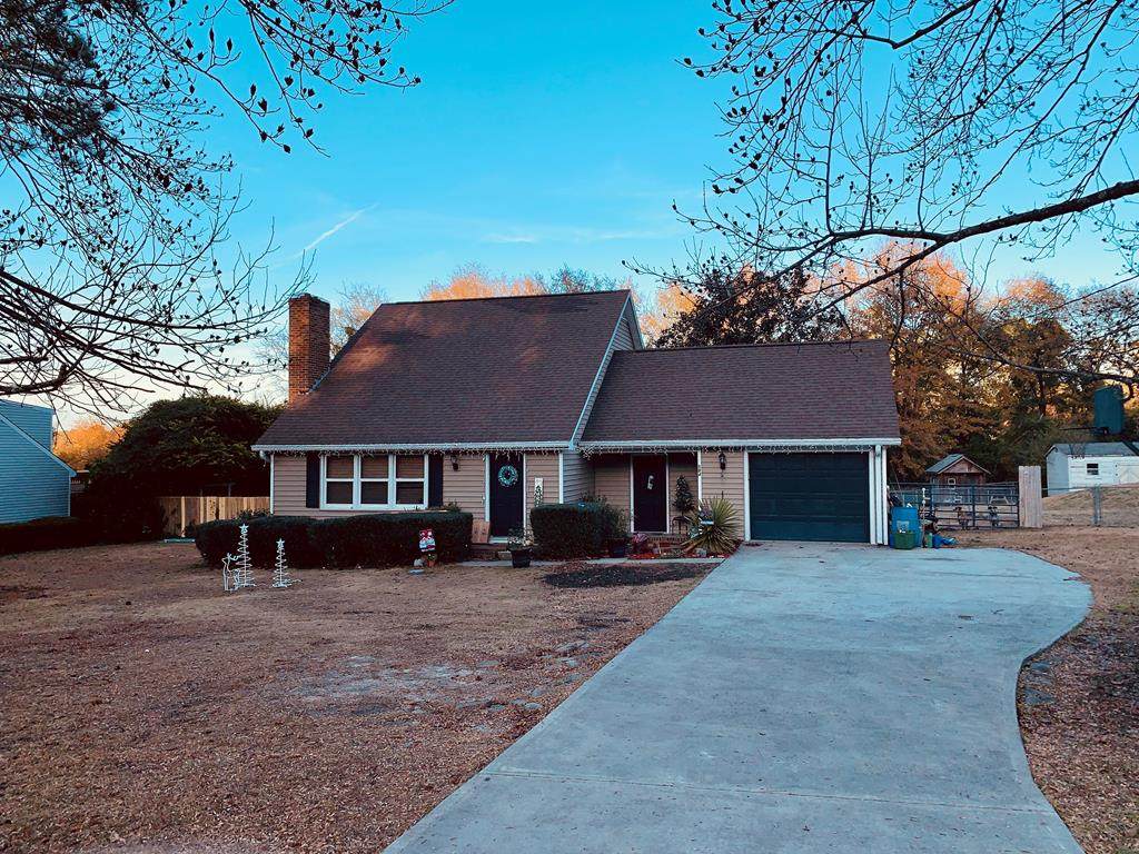 584 Cherokee Drive - Photo 1