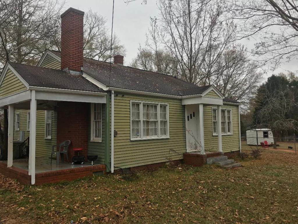 225 Terrace Street W - Photo 1