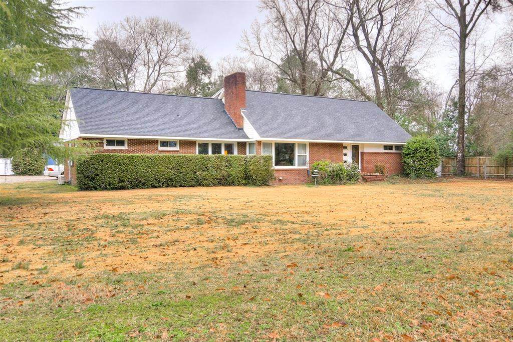 408 Grace Avenue - Photo 1