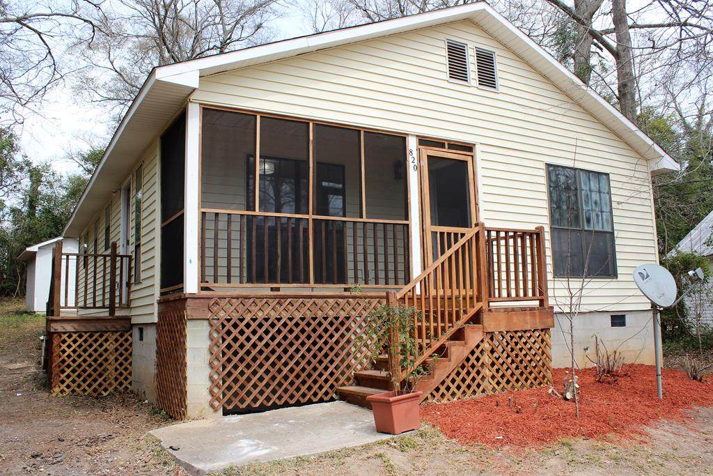 820 Dillon Avenue - Photo 1