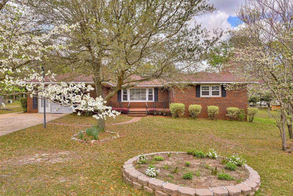 210 Forest Drive - Photo 1