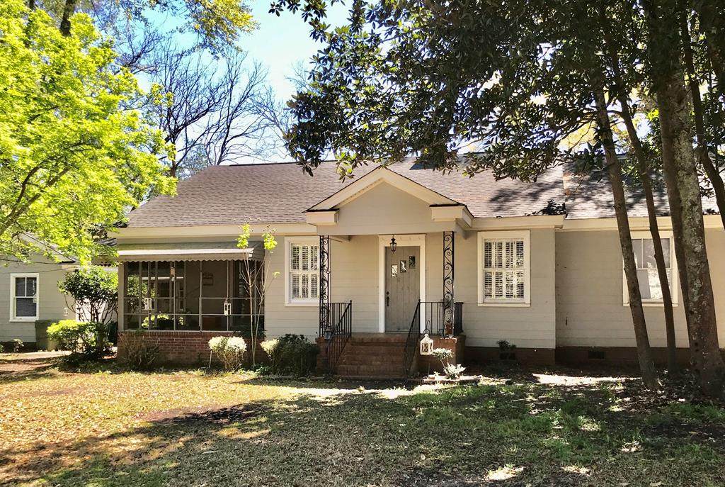 140 Nightingale Street - Photo 1