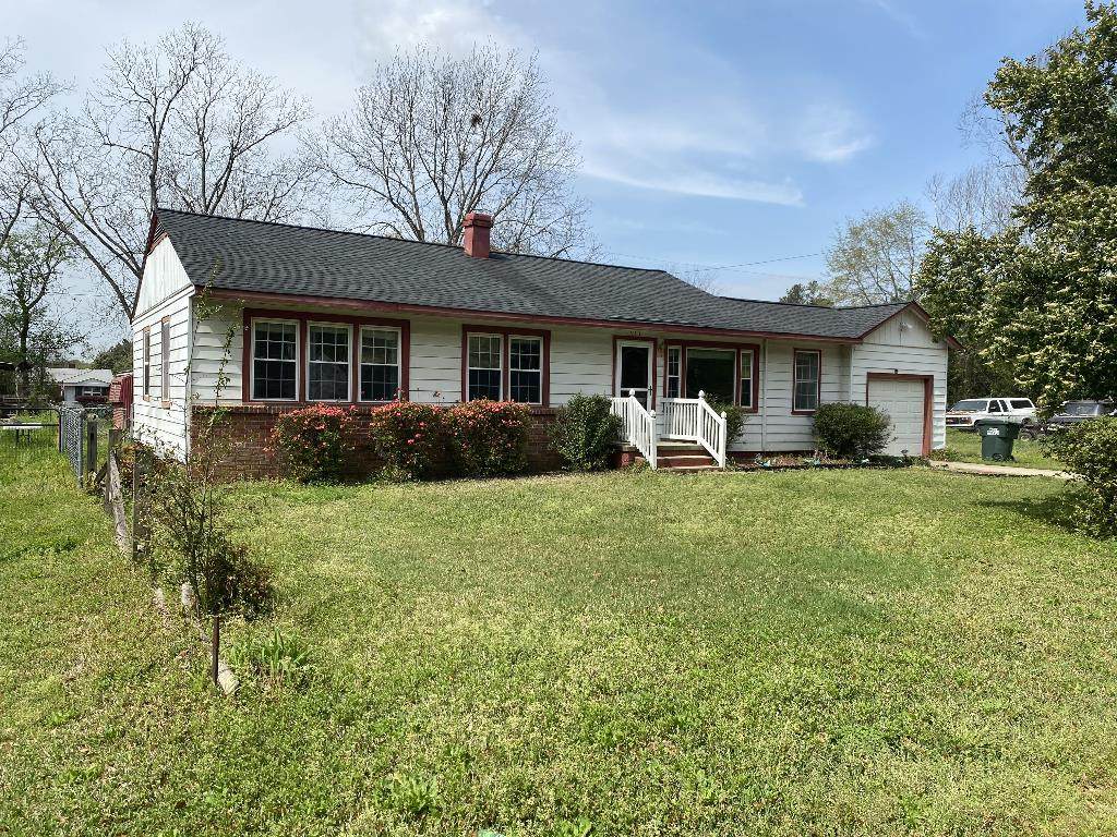 913 Robin Hood Trail - Photo 1