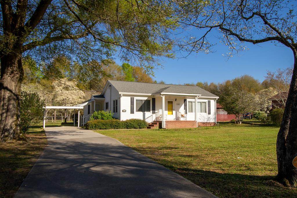 1421 Main Street - Photo 1