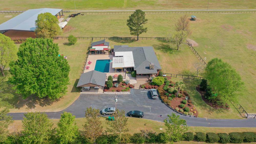 810 Woodland Drive - Photo 1