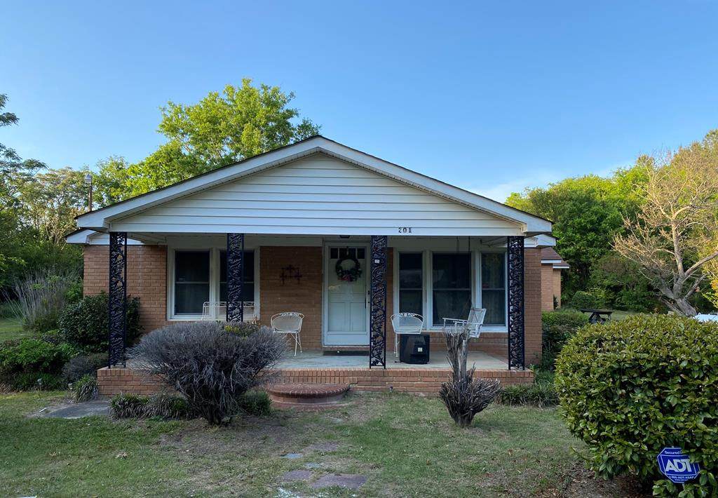 201 Birch Street - Photo 1