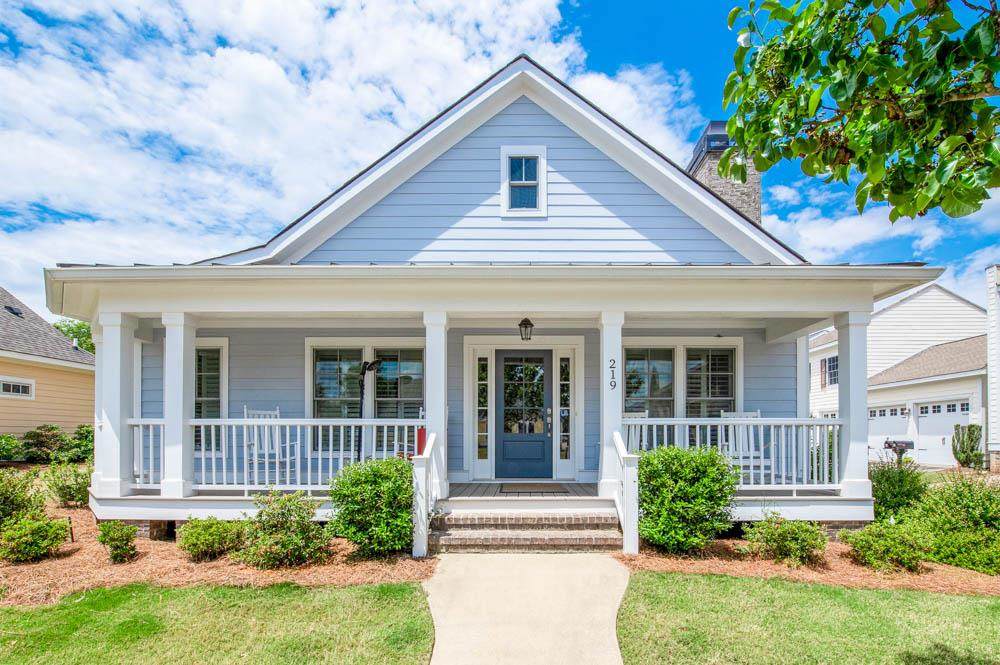 219 Coach Light Way - Photo 1